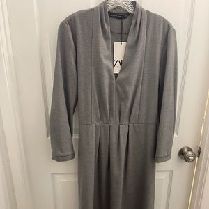 Zara midi dress, size medium